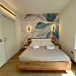 Rivers Retreat - Five Design * Lecco