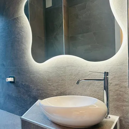 Rivers Retreat - Five Design * Lecco